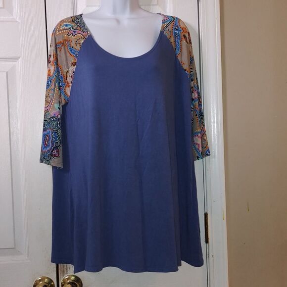 Honeyme 3/4 length print sleeve blue tunic  super soft Sz  L - Picture 1 of 4
